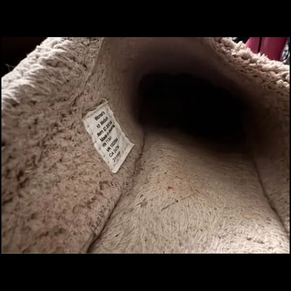 L.L. Bean Red and Gray Cat Slippers - Picture 5 of 8